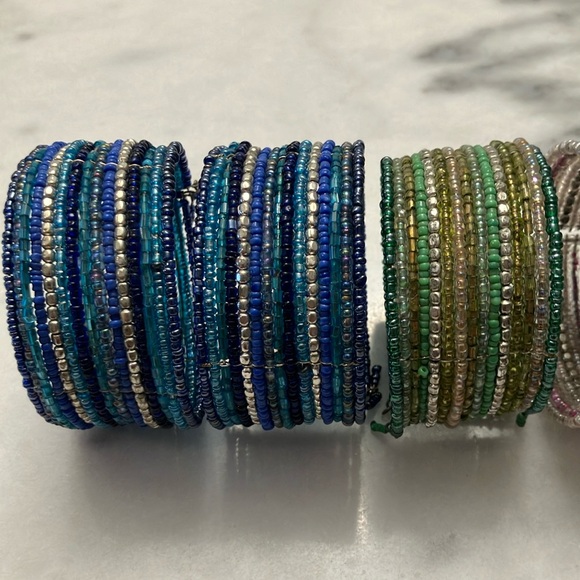 NWOT Elegant Glass Seed Beaded Bracelet LOT - Blue, Green, Silver, Pink (5) - Picture 7 of 8